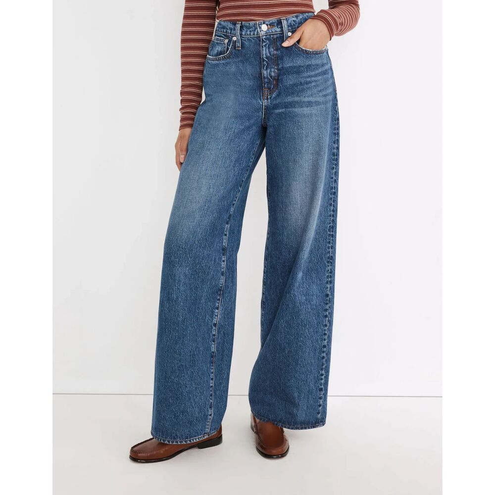 Madewell Superwide-Leg Jeans in Desota Wash, Size 27 (30Wx33L)
